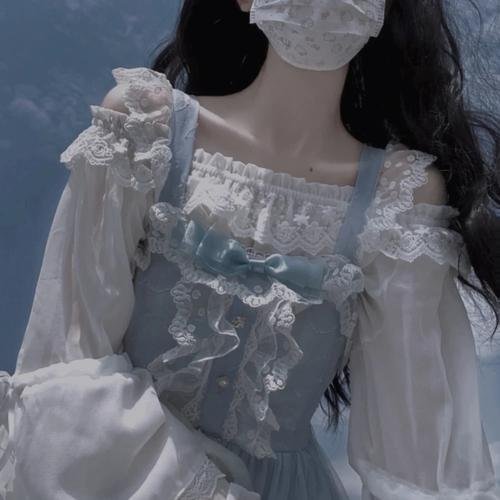 在神酒诊所干杯